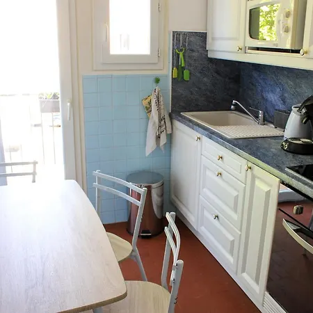 L'empire Apartment *